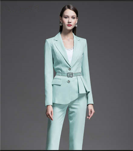 女士西装