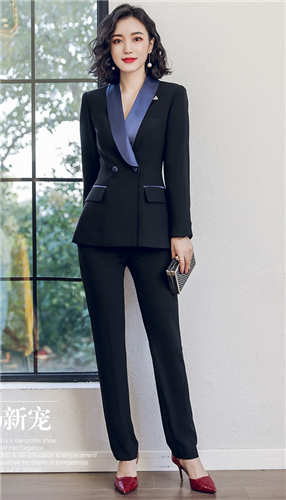 女士西装
